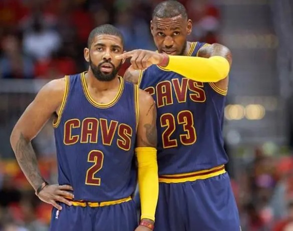 篮板拼抢 篮板拼抢